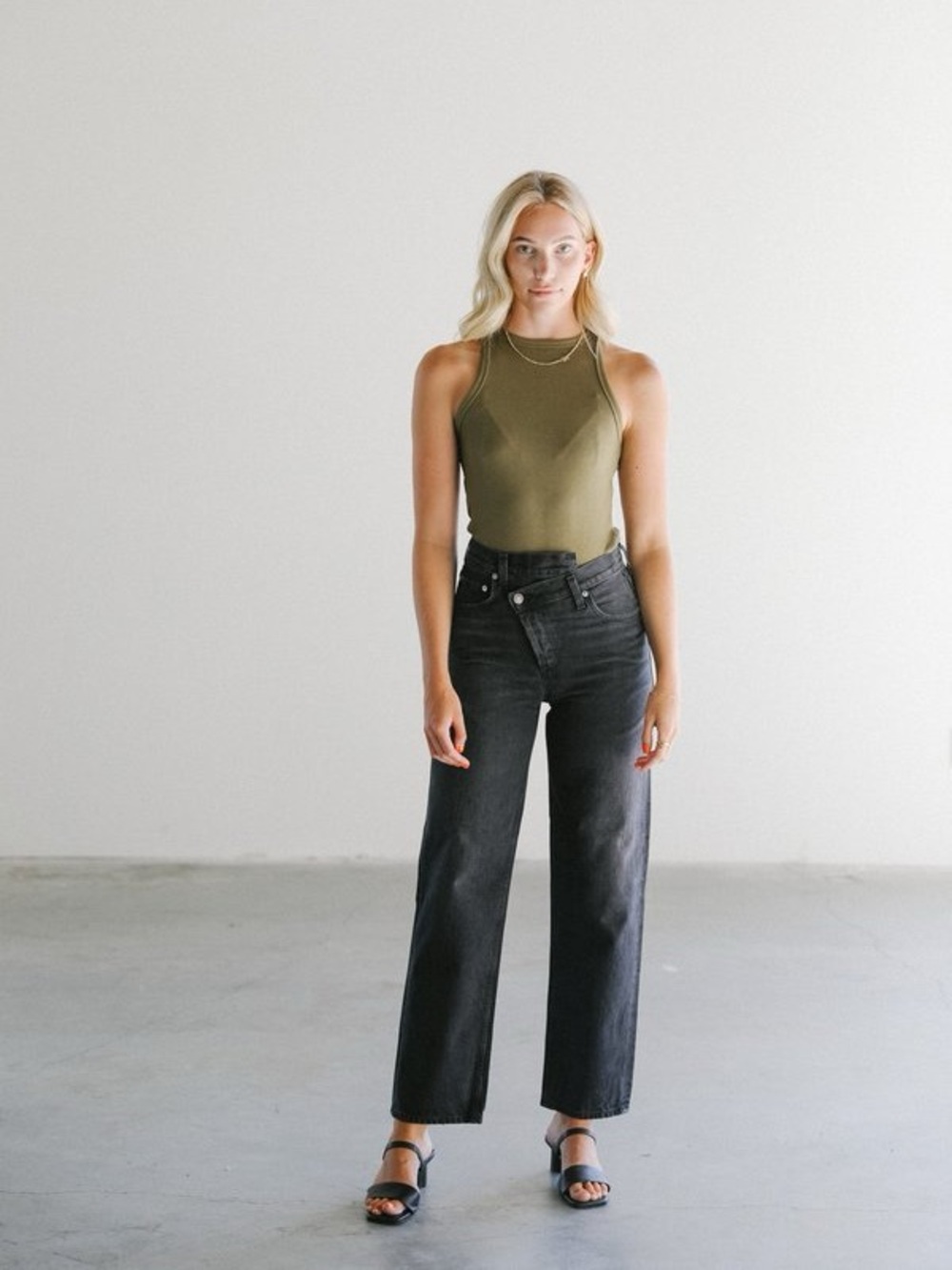 AGOLDE Criss Cross Jean - Savage - Picture 3 of 11